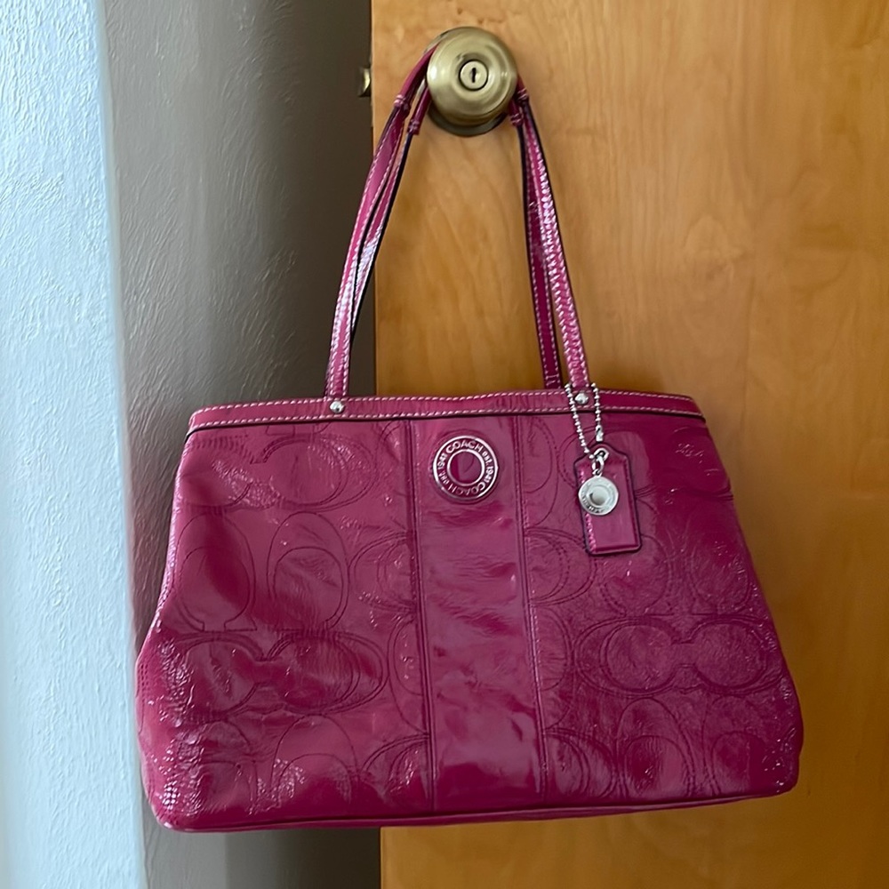 Coach pink patent leather purse with kiss-lock, gently used.